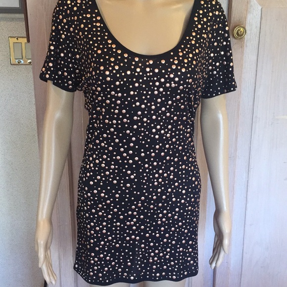 Top - Picture 1 of 7